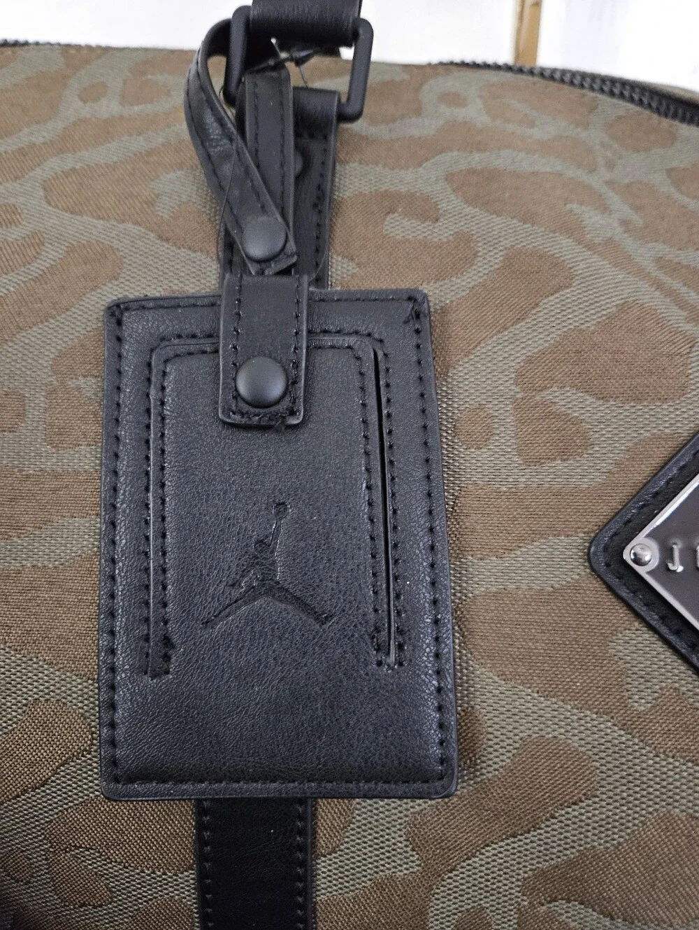 NIKE JORDAN NWT Unisex Duffel
